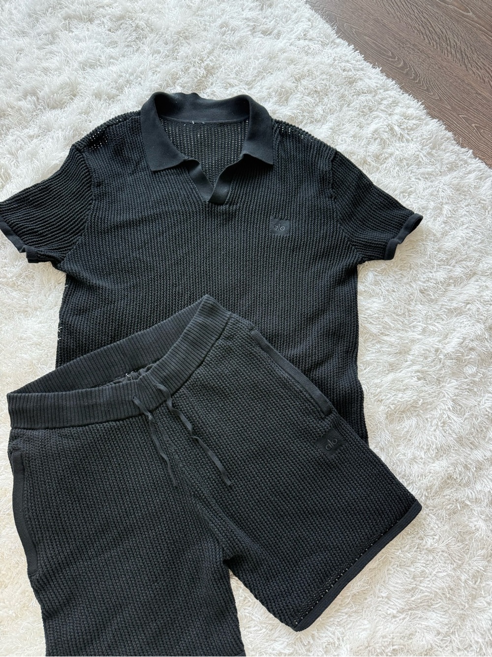 ALO Yoga Black Knit Short Sleeve Polo